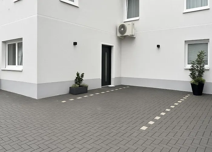 Ideale City-wohnung Mit 2 Schlafzimmern & Parking